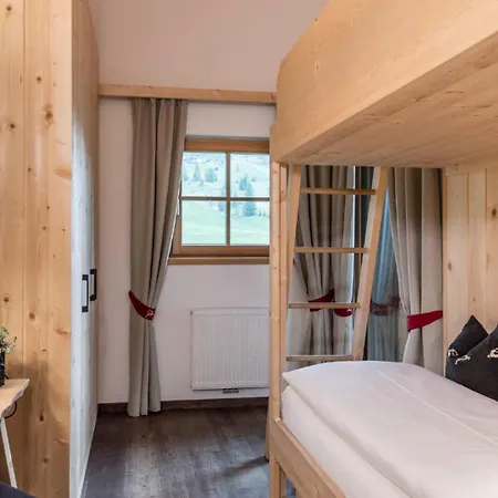 Отель Miraval Naturhotel Бадия