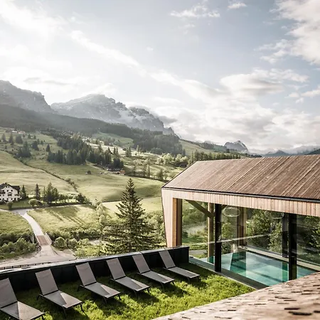 Miraval Naturhotel Отель