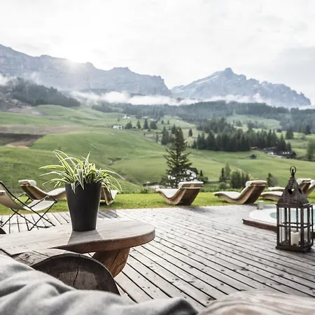 Miraval Naturhotel Бадия